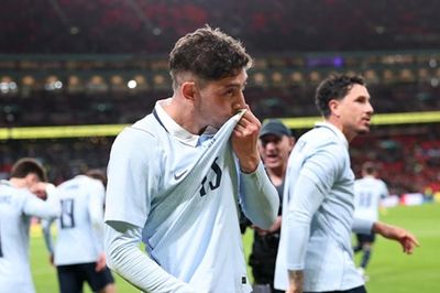 Uruguay tại World Cup 2026: Canh bạc tấn công và triết lý khắc nghiệt của 'Gã điên' Bielsa