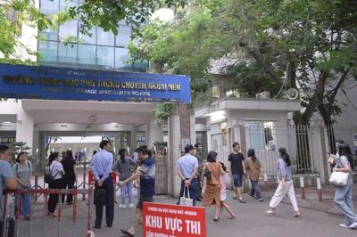 Hơn 5.100 thí sinh bước vào cuộc đua giành 630 suất vào Chuyên Ngoại ngữ