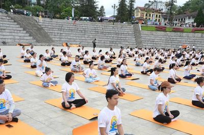 Sa Pa rực rỡ Ngày hội Yoga lần thứ 12: Cầu nối hữu nghị Việt Nam – Ấn Độ