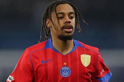 Bradley Barcola và cuộc đua chuyển nhượng 100 triệu euro: Arsenal, MU hay Liverpool?
