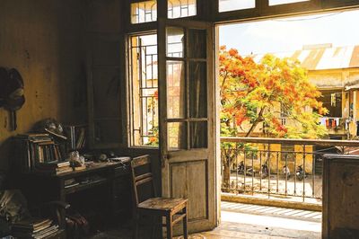 Vệt nắng chia đôi khoảng trời