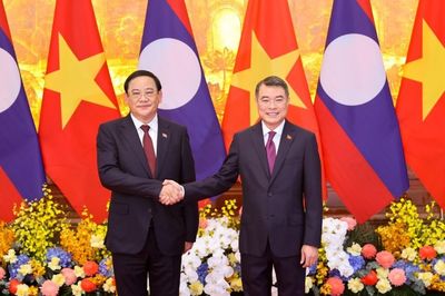 Việt Nam - Lào thúc đẩy hợp tác kinh tế từ hữu nghị sang hiệu quả