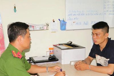 Tạm giữ hình sự đối tượng chém người thi hành công vụ