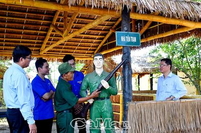 Niềm tự hào giữa dòng chảy hiện đại