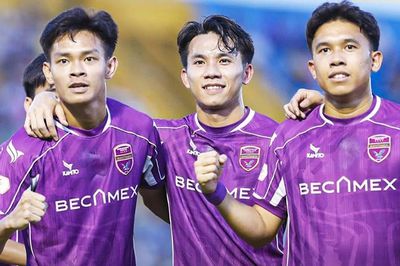V.League 2025-2026 kết thúc: Becamex TP.HCM xuống hạng, Đà Nẵng trụ hạng