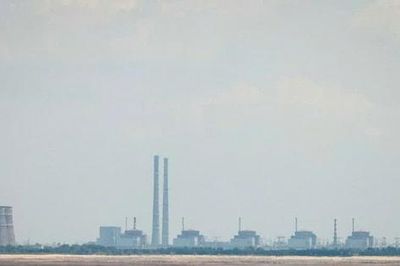 Khôi phục đường dây điện cho nhà máy hạt nhân Zaporizhzhia
