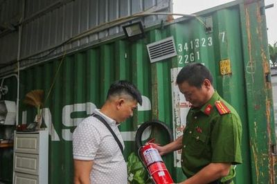 Xã Nam Phù: Tổng rà soát kho xưởng, siết chặt quản lý địa bàn trước nguy cơ cháy nổ