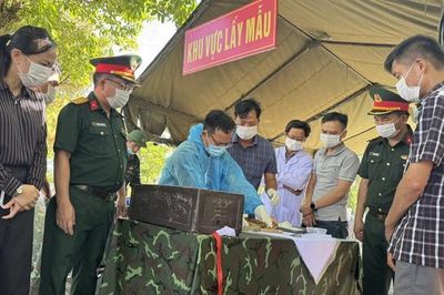 Lấy mẫu tại hàng nghìn mộ liệt sĩ chưa xác định thông tin để xét nghiệm ADN