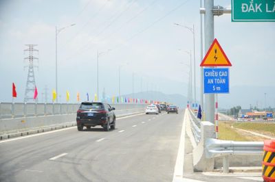 Mở rộng toàn tuyến cao tốc Bắc - Nam lên 6 làn xe, phấn đấu khởi công năm 2027