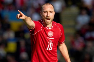 Dư luận thế giới sốc với Eriksen