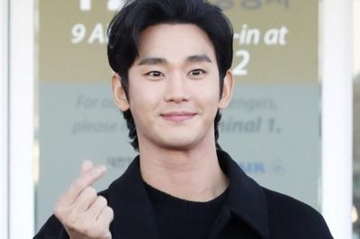 Kim Soo Hyun tái xuất