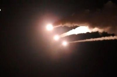 Iran - Israel lao vào vòng trả đũa mới, ông Trump bất lực?