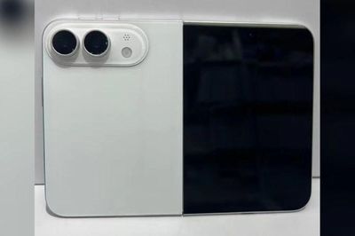 iPhone gập lộ diện: Khung titan mỏng kỷ lục, duy nhất màu trắng