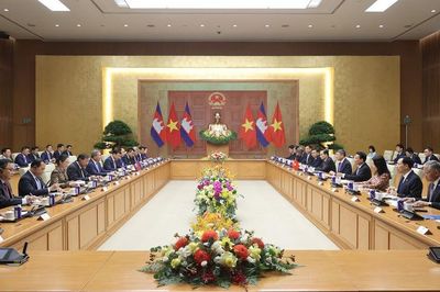 Thủ tướng Lê Minh Hưng hội đàm với Thủ tướng Campuchia Hun Manet