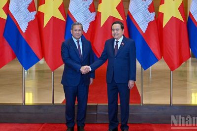 [Ảnh] Chủ tịch Quốc hội Trần Thanh Mẫn hội kiến Thủ tướng Campuchia Hun Manet