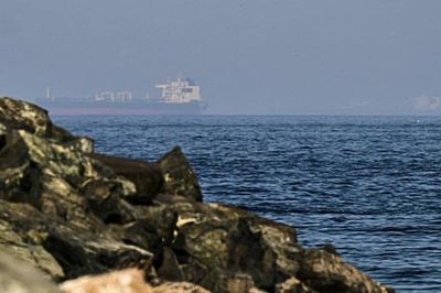 Iran siết chặt 'vũ khí lợi hại nhất', đối đầu trực diện với Mỹ