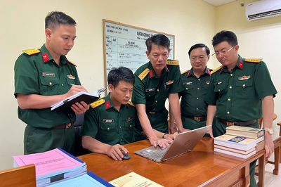 Bồi đắp bản lĩnh, nâng tầm tư duy từ nền tảng lý luận