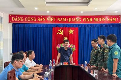 Khen thưởng đột xuất lực lượng tham gia chữa cháy rừng tại Đà Nẵng