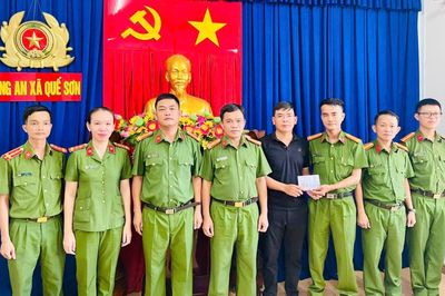 Gặp mặt cán bộ, chiến sĩ đến nhận nhiệm vụ tại Cục Quản lý xuất nhập cảnh
