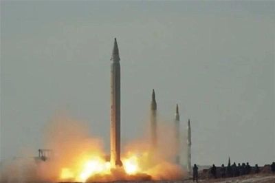 Iran phát động chiến dịch 'Chiến thắng' tập kích loạt căn cứ của Israel