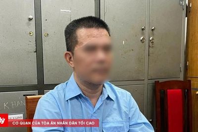 Ngọc 'sủi' bị khởi tố