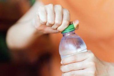 Cùng là nước lọc, vì sao mỗi thương hiệu nước đóng chai lại có hương vị riêng?