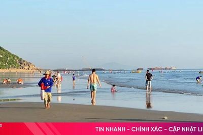 Vì sự an toàn của du khách tắm biển
