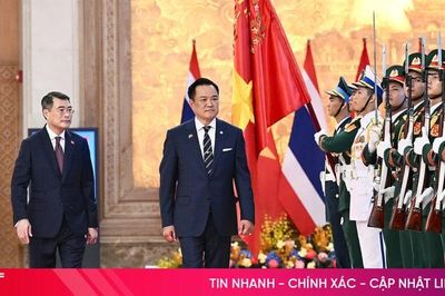 Thủ tướng Lê Minh Hưng chủ trì lễ đón Thủ tướng Thái Lan