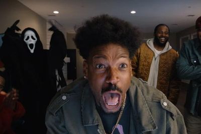 Câu chuyện điện ảnh: 'Scary Movie' gây sốt phòng vé Bắc Mỹ