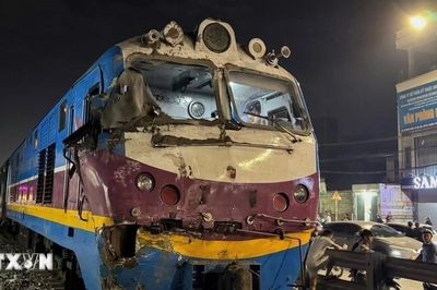 Vụ tai nạn giữa tàu hỏa và xe tải: Lái xe tải không chấp hành tín hiệu đường sắt