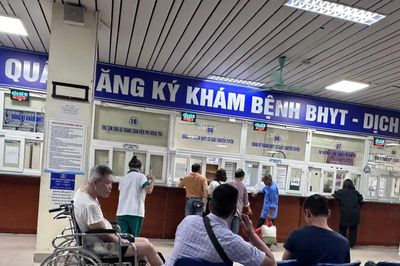 Từ 1/7, khám bệnh bằng thẻ Bảo hiểm y tế được hưởng lợi những gì?