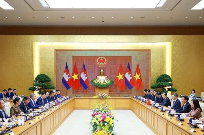Đưa quan hệ Việt Nam-Campuchia phát triển thực chất, hiệu quả hơn