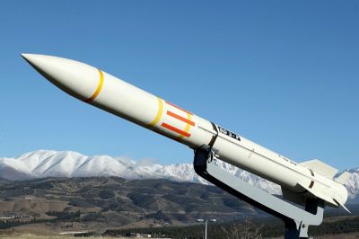 Iran lần đầu phóng tên lửa đạn đạo tấn công Israel giữa lệnh ngừng bắn