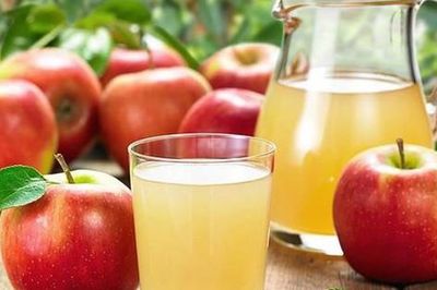 Uống nước ép táo mỗi sáng, người phụ nữ 40 tuổi nhận cái kết 'không thể ngờ'