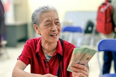 Nghỉ hưu vẫn nhận hơn 20 triệu đồng/tháng: Có bao nhiêu người đạt được?