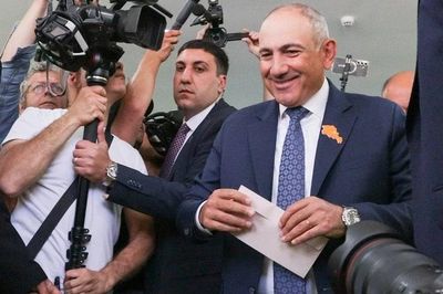 Thủ tướng đương nhiệm Armenia tuyên bố chiến thắng trong bầu cử Quốc hội