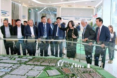 Phó Chủ tịch UBND tỉnh Lê Xuân Lợi tiếp đoàn công tác nước Cộng hòa Dân chủ Timor-Leste