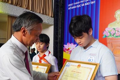 Đà Nẵng tuyên dương, khen thưởng học sinh giỏi năm học 2025 - 2026
