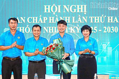 Ông Bùi Hoài Nam được bầu giữ chức Chủ tịch Liên đoàn Lao động tỉnh Khánh Hòa khóa I