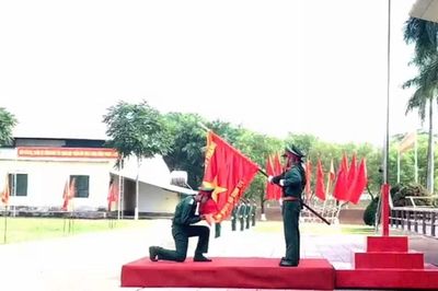 Lễ tuyên thệ chiến sĩ mới tại Trung đoàn 174