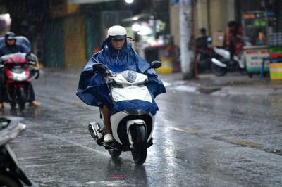Đón không khí lạnh, miền Trung kết thúc nắng nóng, miền Bắc mưa to