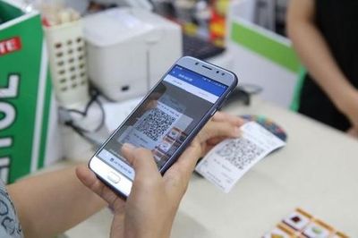 Những lỗ hổng trong 'cơn sốt' thanh toán số