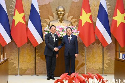 Chủ tịch Quốc hội Trần Thanh Mẫn hội kiến Thủ tướng Thái Lan
