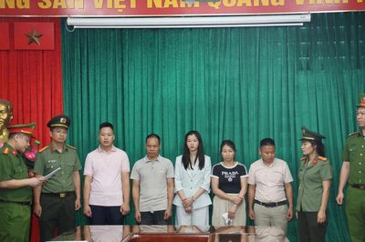 Khởi tố nhóm đối tượng làm giả hồ sơ nhà ở xã hội để trục lợi