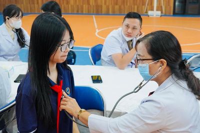 100% học sinh, sinh viên được kiểm tra sức khỏe mỗi năm
