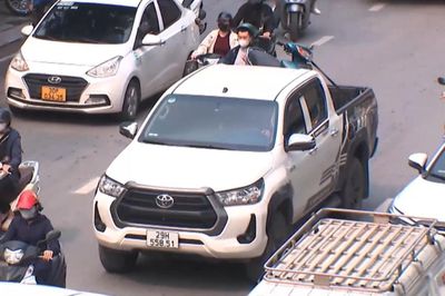 Đề xuất xe bán tải dưới 3,5 tấn lưu thông như xe con