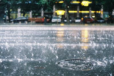 Biến đổi thời tiết: đợt không khí lạnh hiếm gặp giữa mùa hè