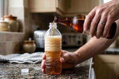 Đừng vội đổ bia thừa, nhiều gia đình dùng để đuổi loại côn trùng này