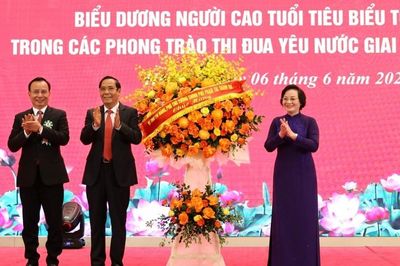 Hội Người cao tuổi Việt Nam tiếp tục phát huy vai trò nòng cốt, là tấm gương sáng cho các thế hệ noi theo
