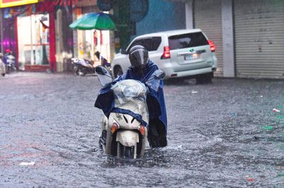 Dự báo thời tiết 8/6: Bắc Bộ đón không khí lạnh kết thúc nắng nóng, trời mưa lớn